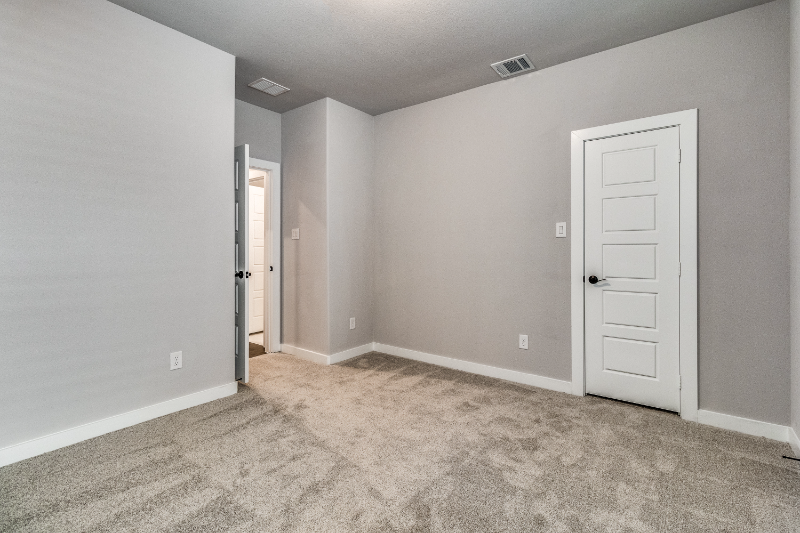 Building Photo - 3808 Clara Dr