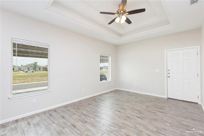 Building Photo - 9 Sandpiper Ave