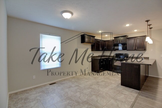 Building Photo - 3 Bedroom in Nixa!