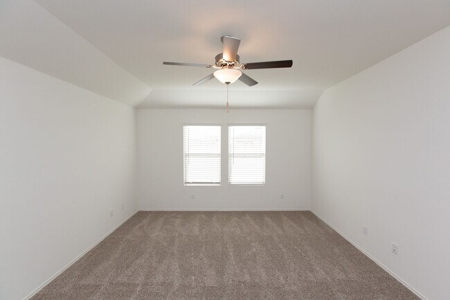 Building Photo - 1003 Honey Locust Wy