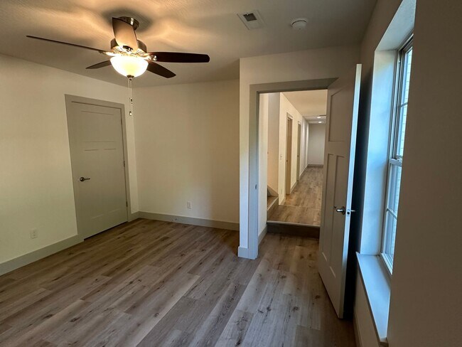 Building Photo - Now LEASING in Summit Pass! Available May 18, 2026!