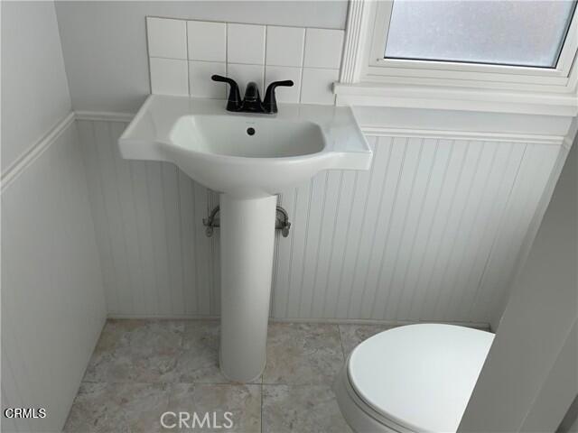 Building Photo - 1539 Santa Ynez St