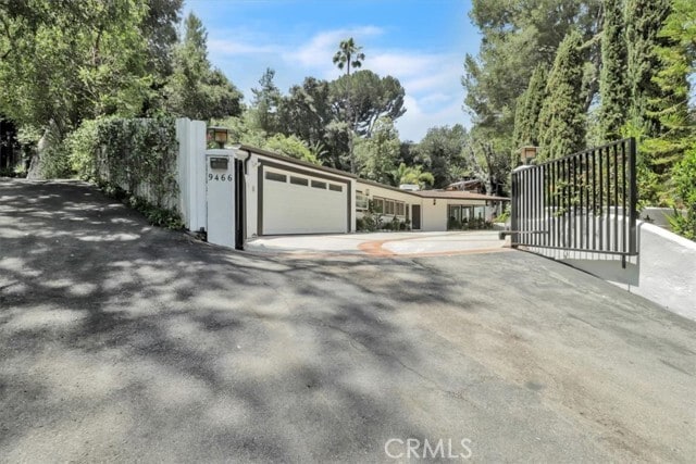 Primary Photo - 9466 Hidden Valley Pl