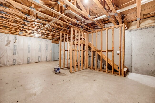 Building Photo - 181 Stoneforest Dr