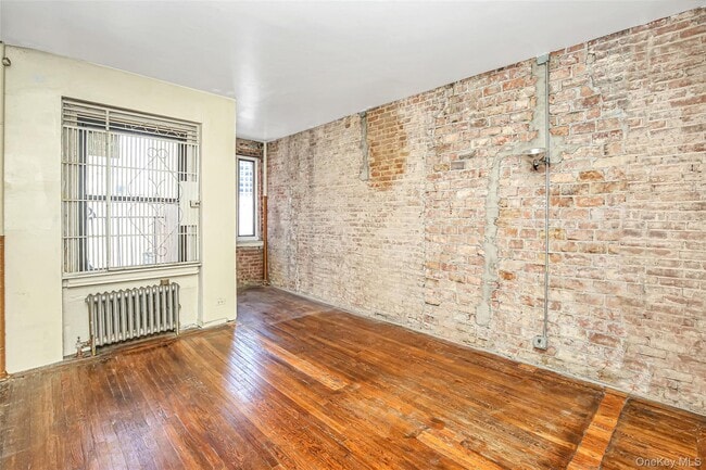 Building Photo - 363 3rd Ave