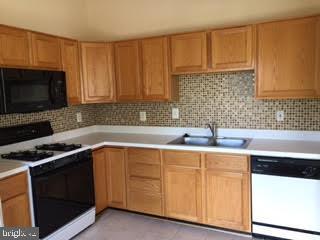 Building Photo - 7532 Coxton Ct