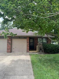 Building Photo - 3720 N Farm Rd 165
