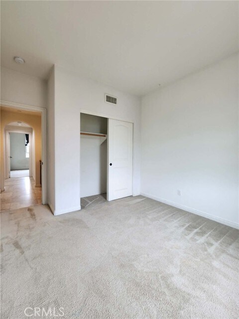 Building Photo - 732 E Valencia St