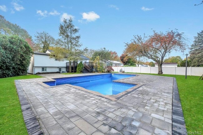 Building Photo - 29 Dillon Dr