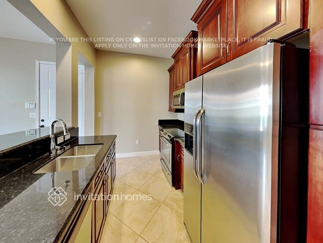 Building Photo - 720 NW 83rd Pl