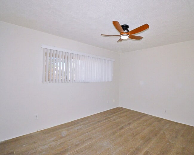 Building Photo - Cozy Indio 2 Bedroom