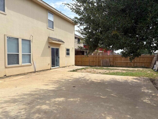 Building Photo - 2904 Anejo Dr