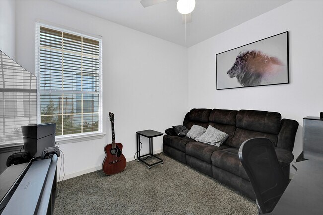 Building Photo - 14902 Carolina Falls Ln