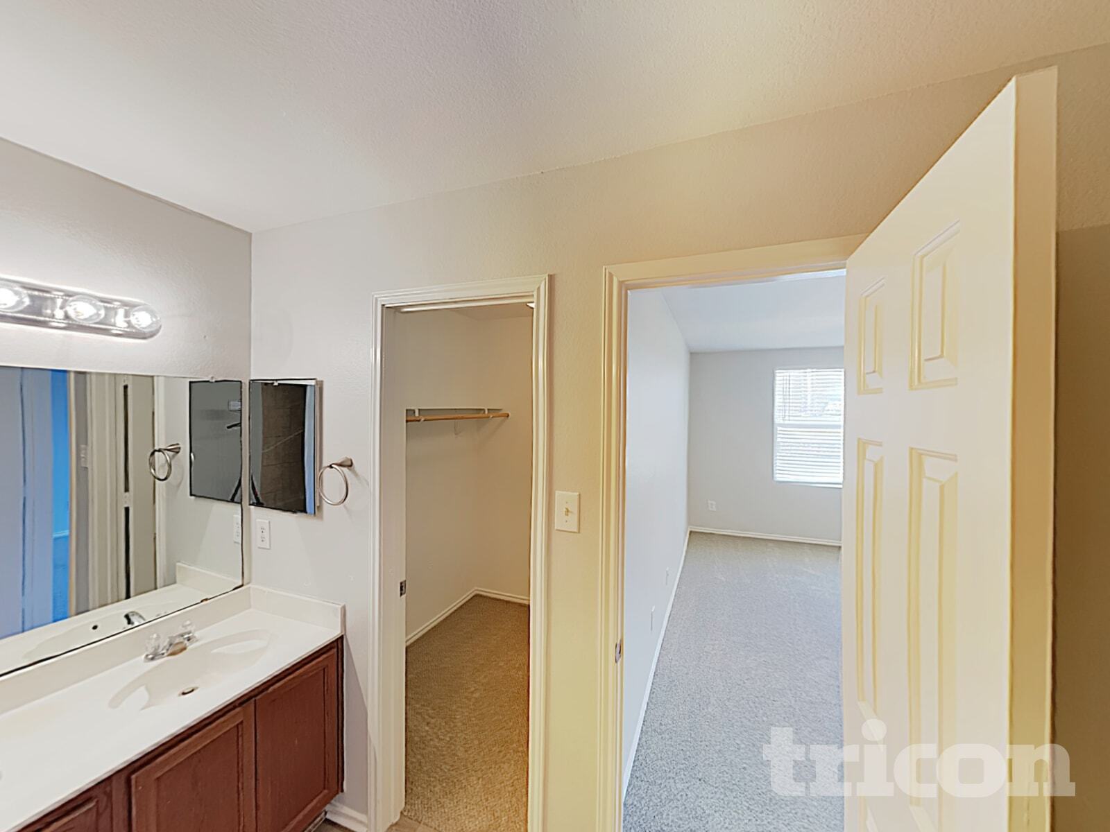 Building Photo - 2749 Ingram Cir