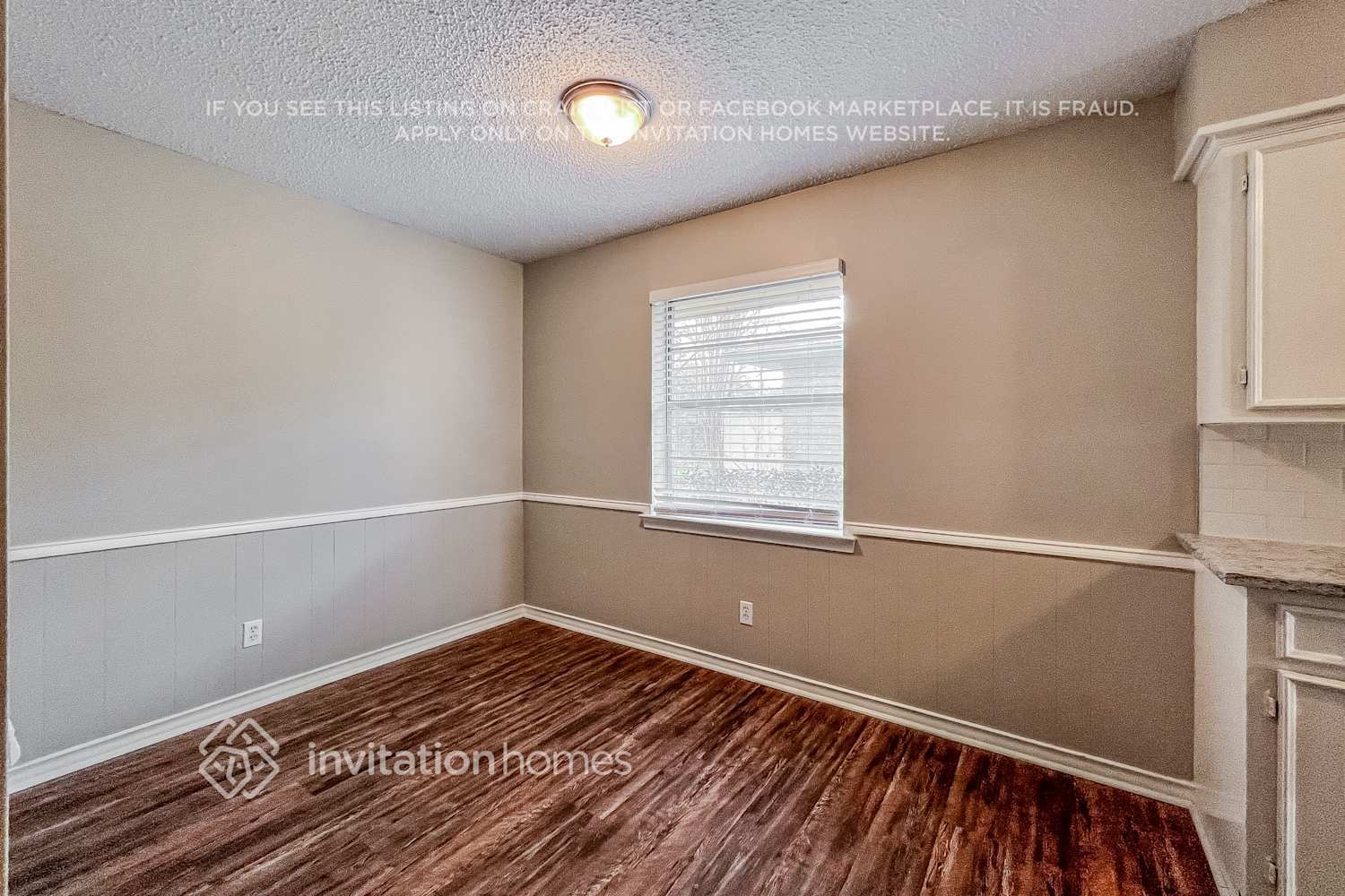 Building Photo - 1506 Mayfield Ave