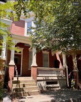 Building Photo - 613 W Chestnut St