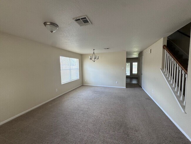 Building Photo - 2201 Riley Dr