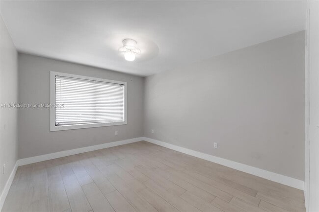 Building Photo - 10830 SW 72nd St
