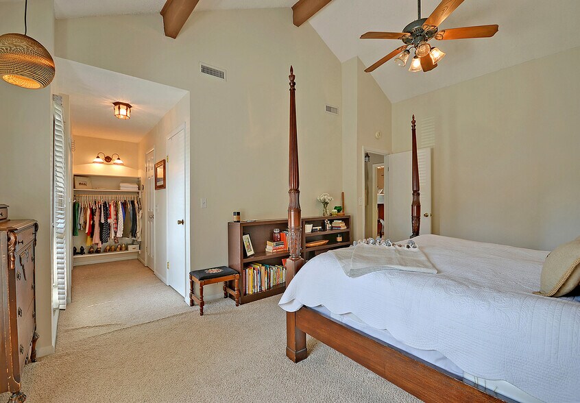 Building Photo - 37 Brighton Cir