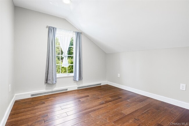 Building Photo - 143 Rocky Point Landing Rd