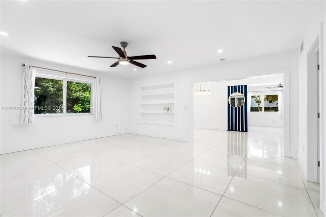 Building Photo - 7800 SW 57th Ct