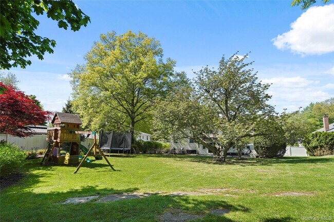 Building Photo - 97 Hanson Ln