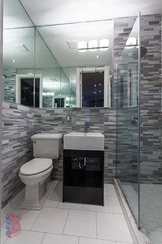 Building Photo - 5 W 103rd St