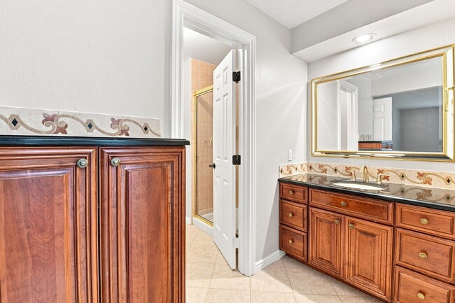 Building Photo - $2,645.95, 4-bed, 2.5-bath located in Centennial with a fenced backyard.