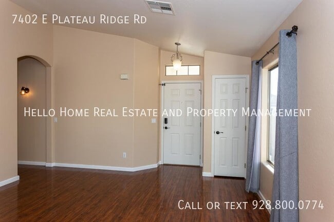 Building Photo - 7402 E Plateau Ridge Rd