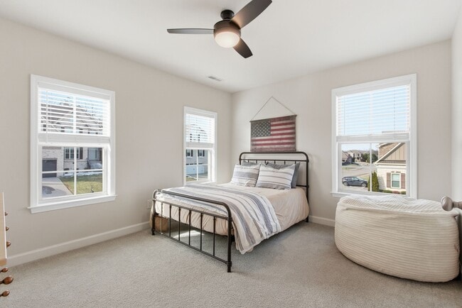 Building Photo - 2046 Lequire Ln