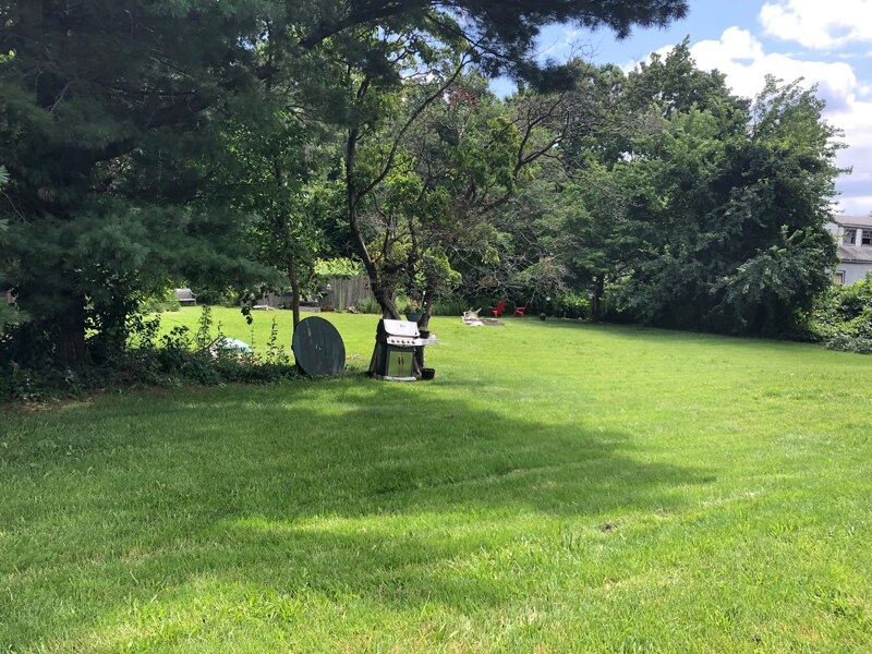 Building Photo - 1273 Queen St