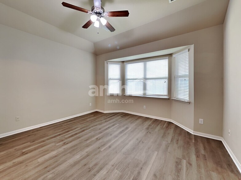 Building Photo - 7446 Durango Creek Dr