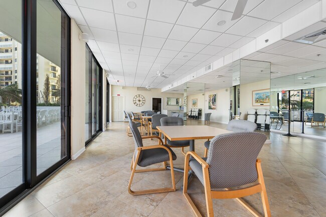 Building Photo - 200 Ocean Trail Way