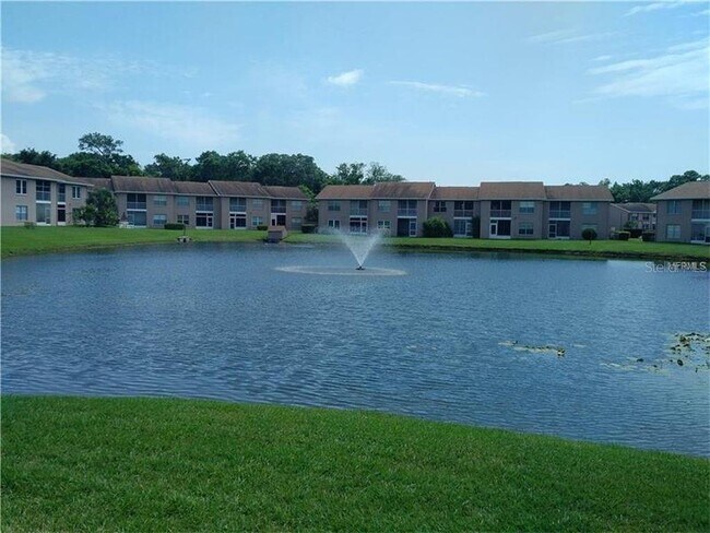 Building Photo - 4826 Myrtle Oak Dr
