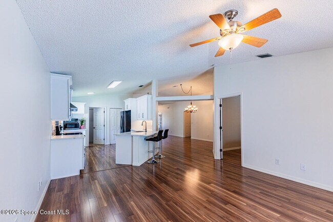 Building Photo - 4610 Manchester Dr