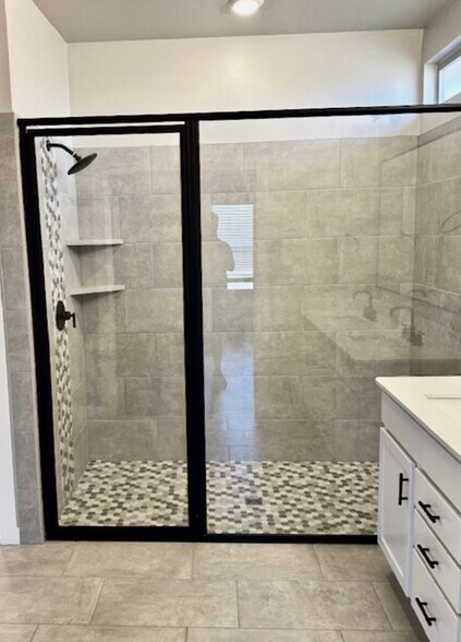 Building Photo - 533 NW 176th St