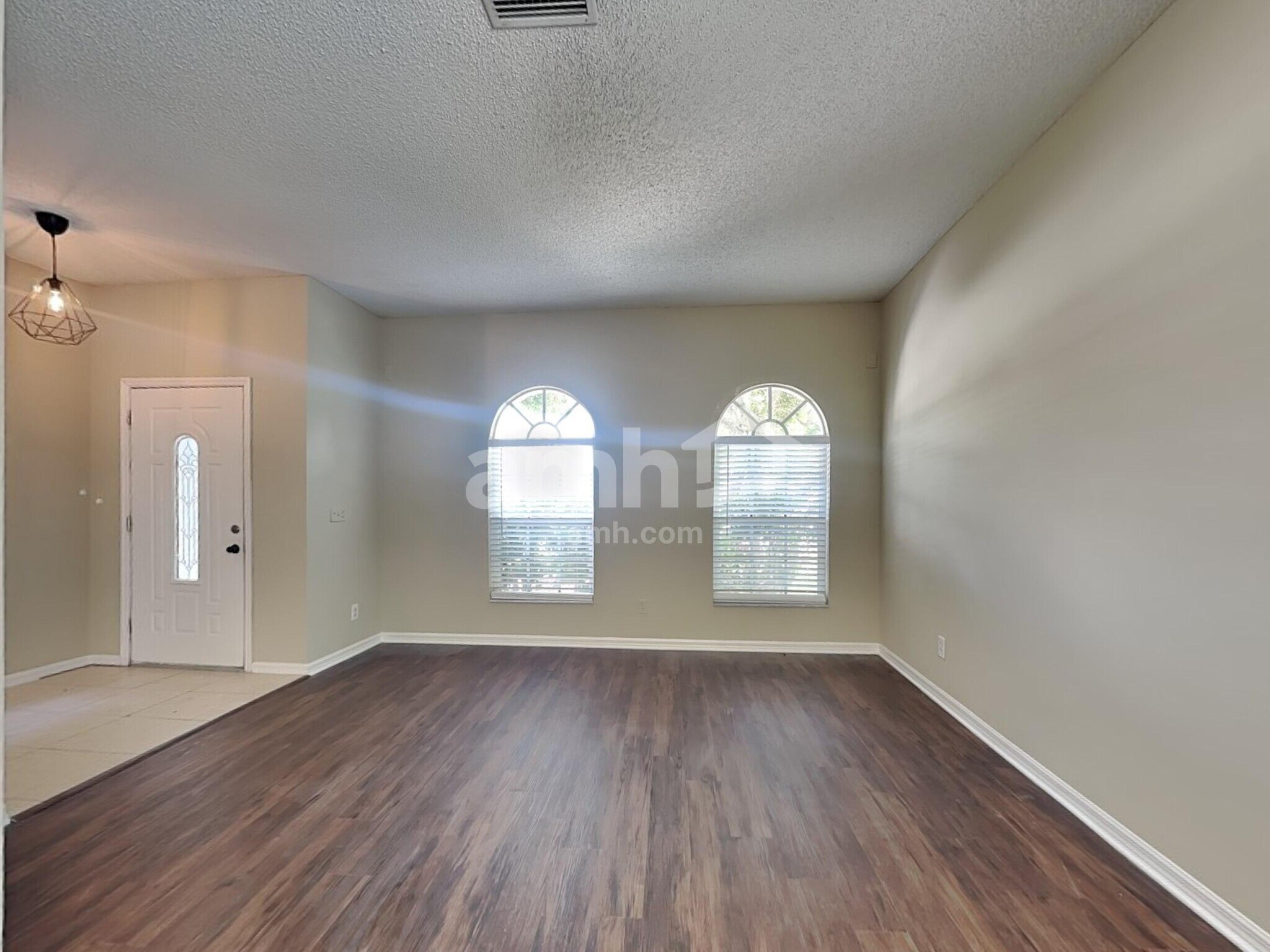 Building Photo - 1345 Brooke View Dr