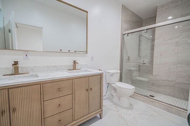 Building Photo - Stunning 3-Bedroom Single-Story ADU in Granada Hills!