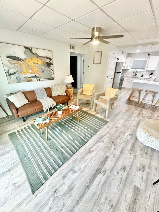 Building Photo - 334 Bluefish Dr