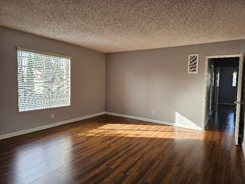 Building Photo - 20810 Amie Ave