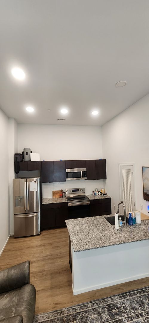 Building Photo - Cozy 2 Bed/1 Bath House, Park Like Setting, Pet Friendly, Fenced Yard