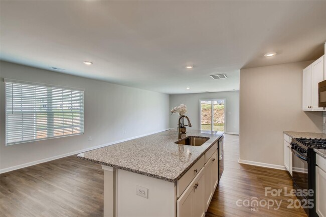 Building Photo - 3113 Treyson Dr