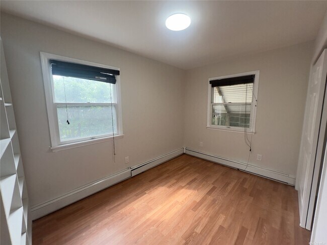 Building Photo - 26 Adams St