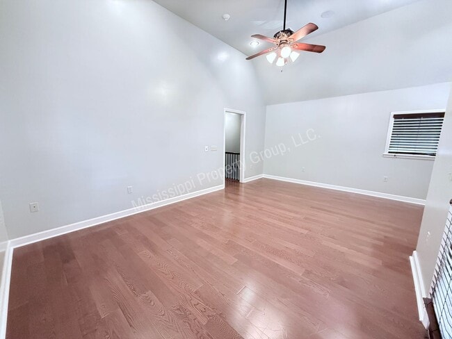 Building Photo - 3BR/3.2BA For Rent