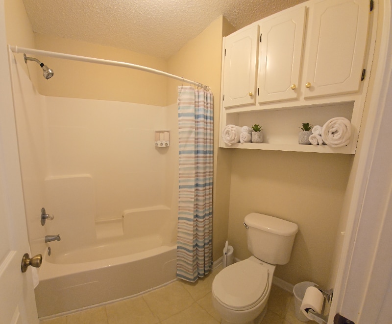 Building Photo - 202 Ridgeway Dr