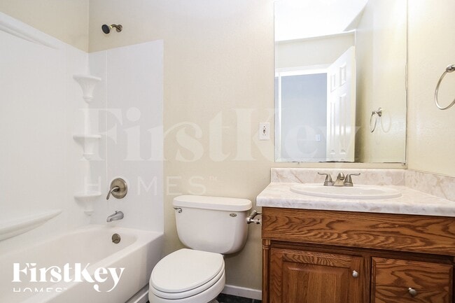 Building Photo - 14135 Rosetta Dr