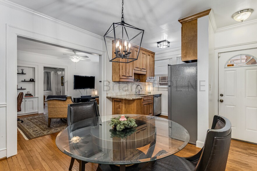 Building Photo - 1111 Briarcliff Pl NE