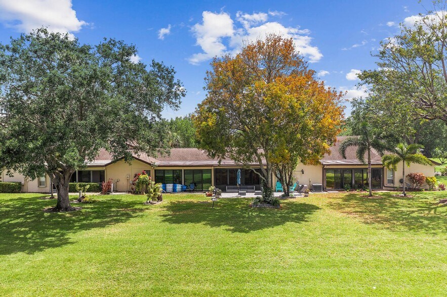 Building Photo - 160 Ramblewood Cir