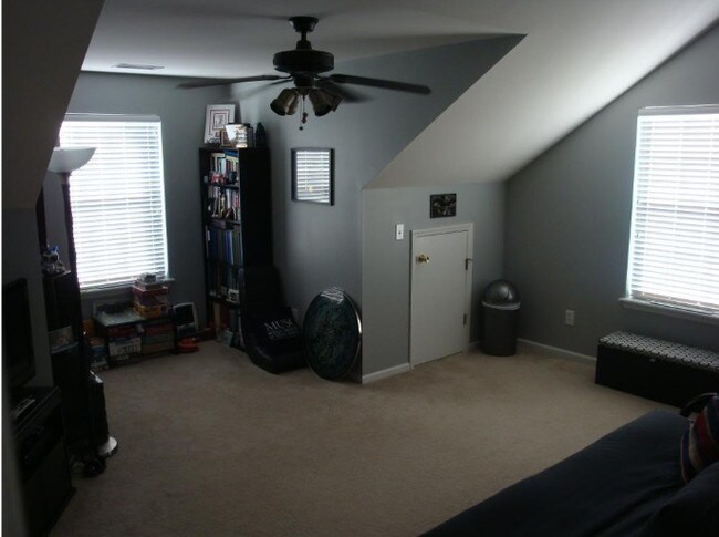 Building Photo - 7106 Windmill Creek Rd