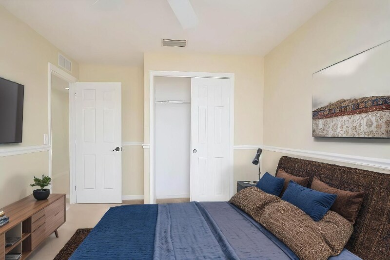 Building Photo - 2668 Bellingham Ct